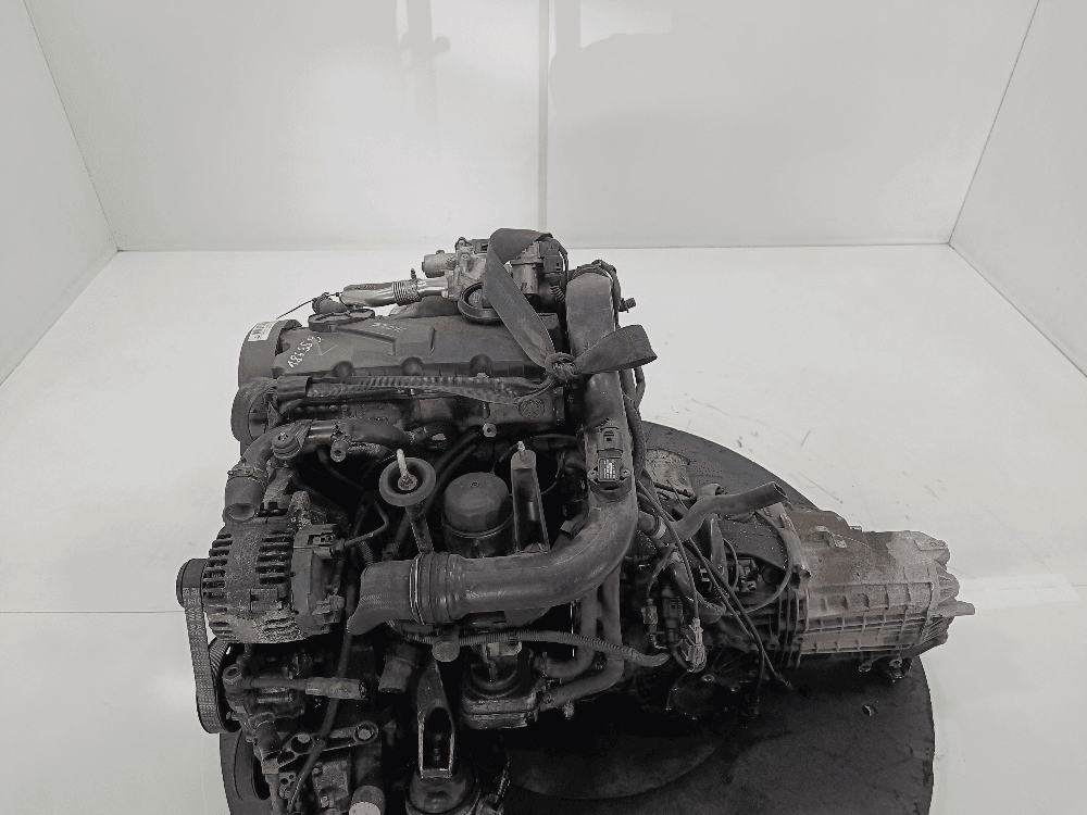 Двигатель к Audi A4 B7 (04-09)