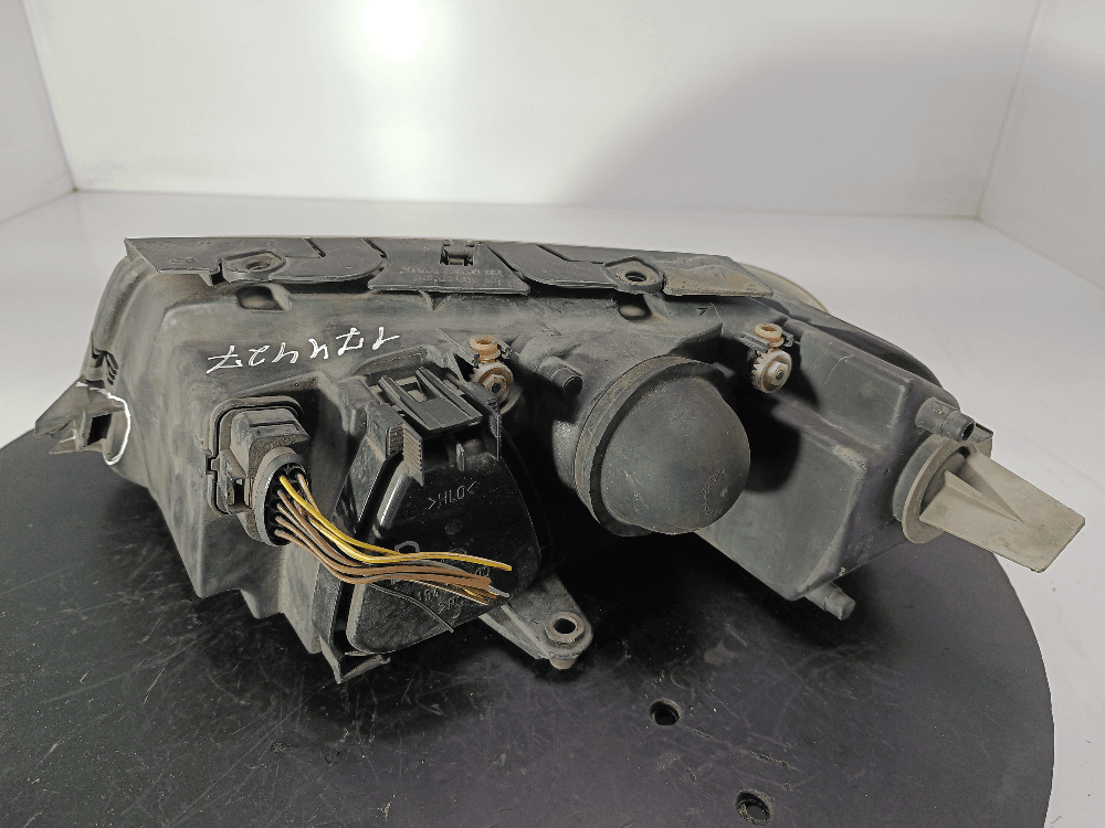 Фара правая к Volkswagen Passat B5+ Рестайлинг (00-05)