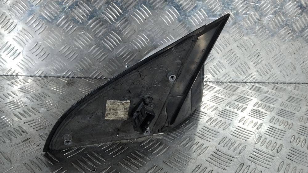 Зеркало наружное правое к Opel Vectra C (02-05)