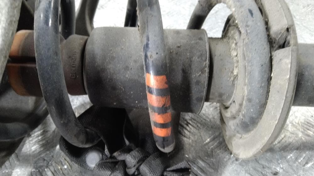 Стойка передняя правая к Audi A4 B8/8K (07-11)