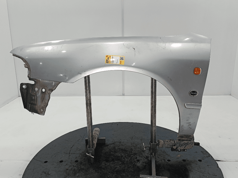 Крыло переднее левое к Audi A4 B5 (94-99)