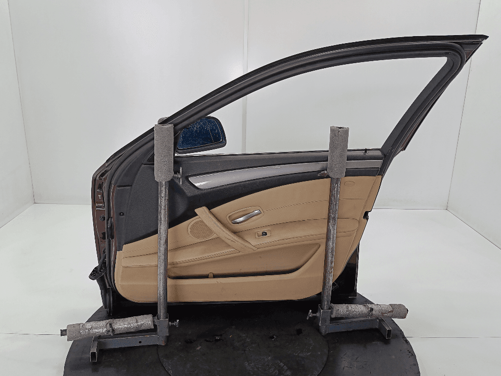 Дверь передняя правая к BMW 5 E60/E61 Рестайлинг (07-10)