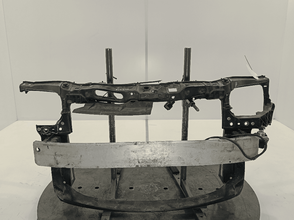 Передняя панель крепления облицовки (телевизор) к Opel Corsa D (06-11)