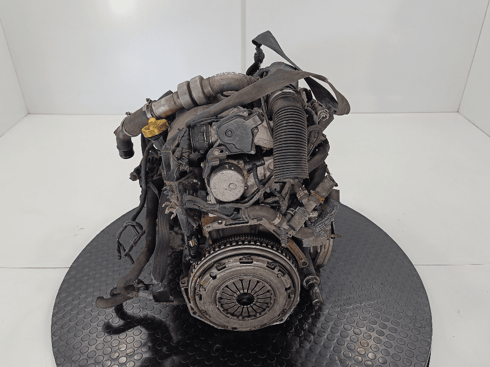 Двигатель к Nissan  Juke 1 (10-14)