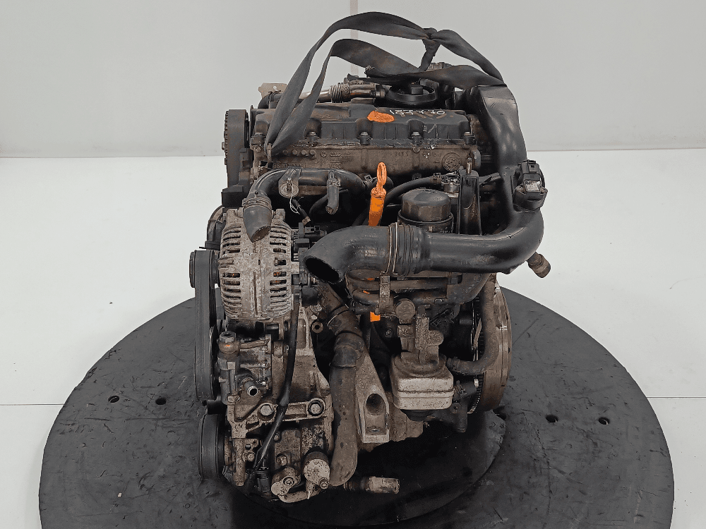 Двигатель к Audi A4 B7 (04-09)