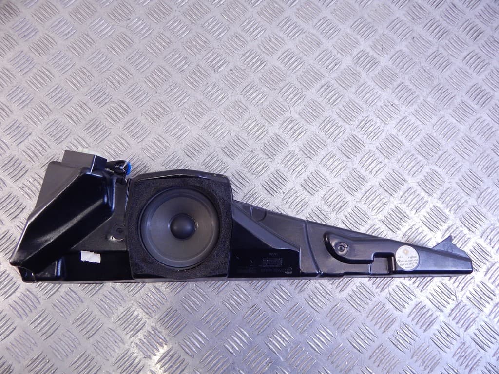 Динамик двери передней правой к BMW 5 E39 (95-00)