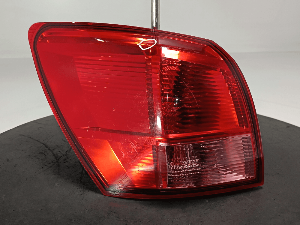 Фонарь задний левый к Nissan  Qashqai 1 (07-10)