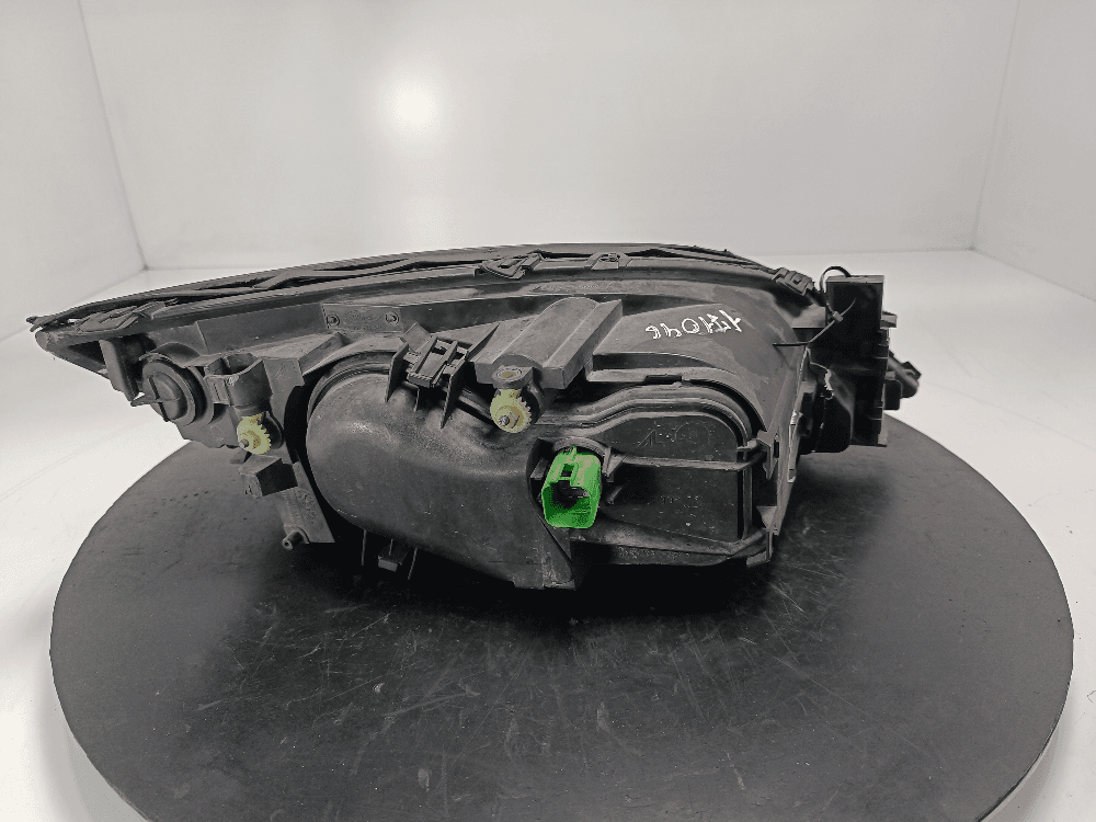 Фара левая к Ford Mondeo 3 (01-03)