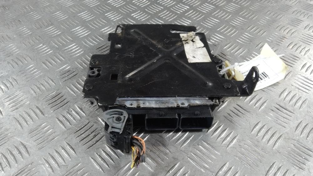 Блок управления двигателем к Renault Megane 2 (02-06)