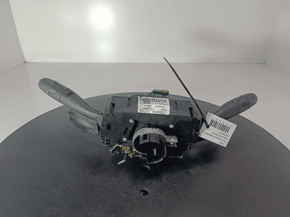 Переключатель подрулевой (стрекоза) к Peugeot 407 (04-11)