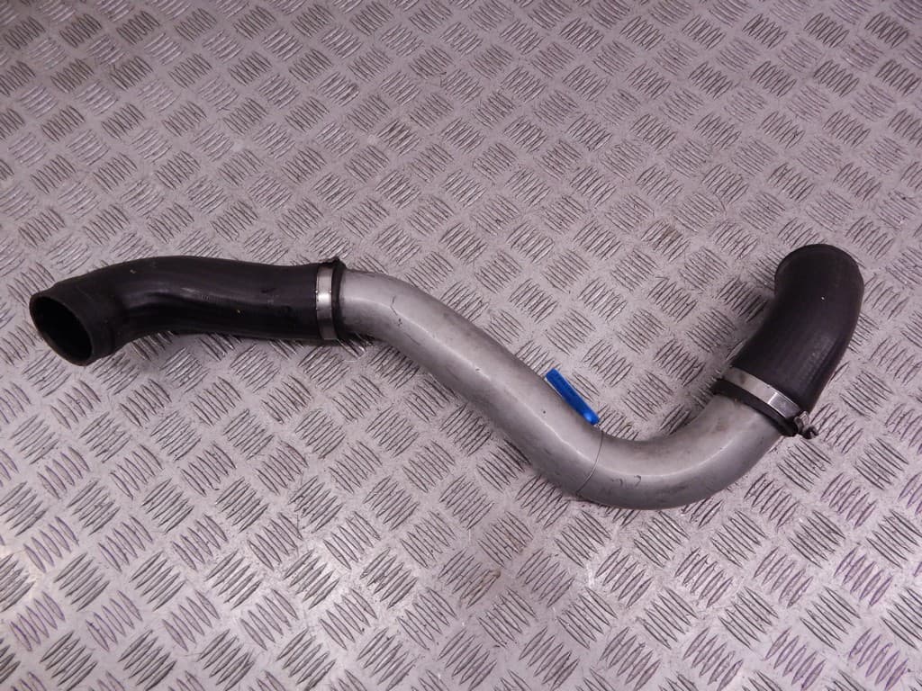 Патрубок интеркулера к BMW 5 E39 (95-00)