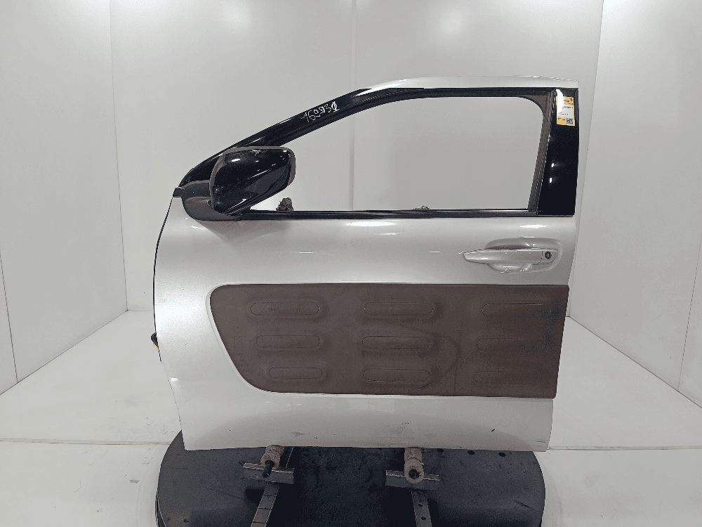 Дверь передняя левая к Citroen C4 Cactus (14-17)