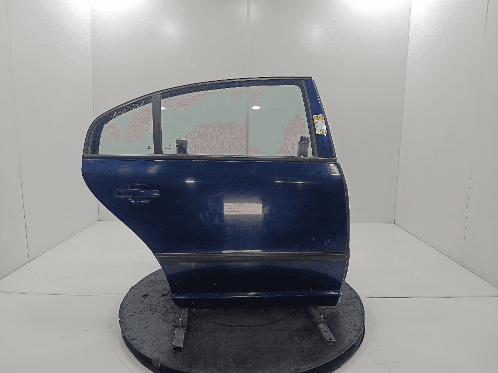 Дверь задняя правая к Skoda Superb 1 (01-06)