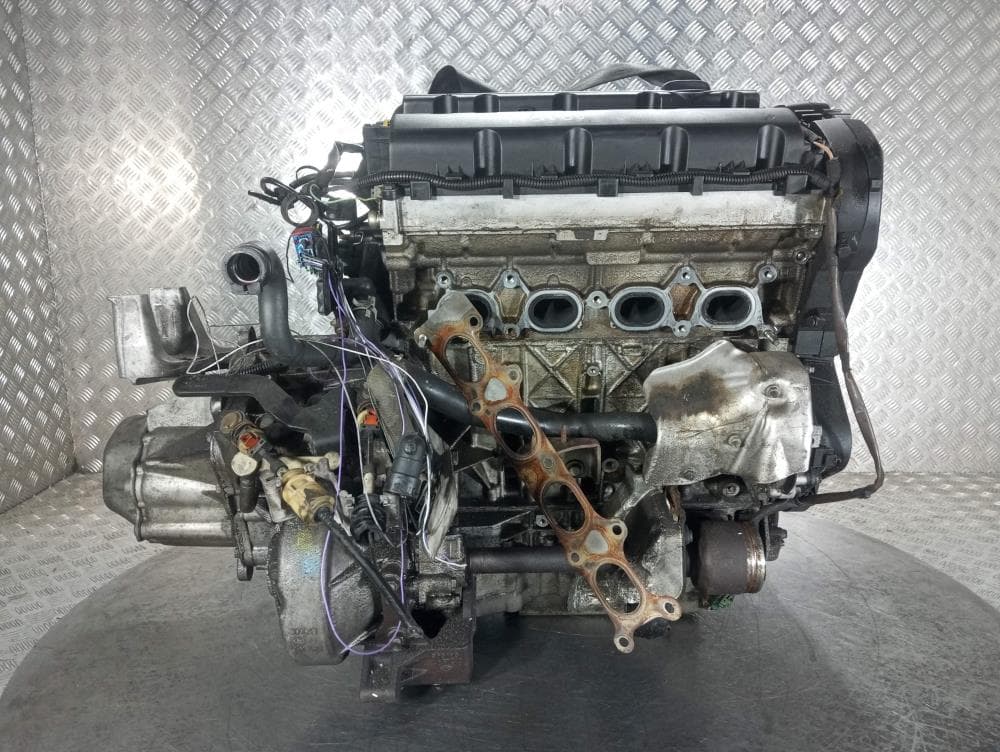 Двигатель к Citroen C5 1 (01-04)