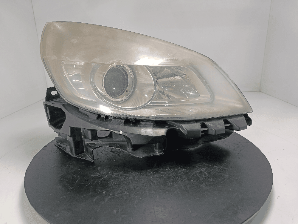 Фара правая к Renault Scenic 2 (03-06)