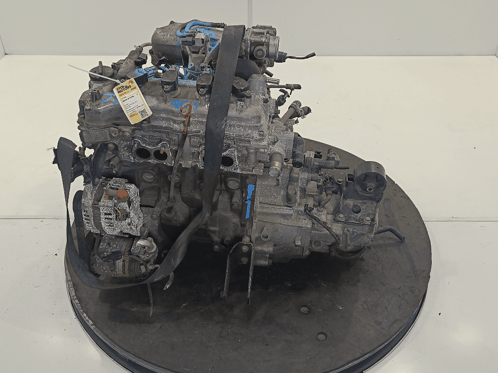 Двигатель к Nissan  Almera N16 (00-03)