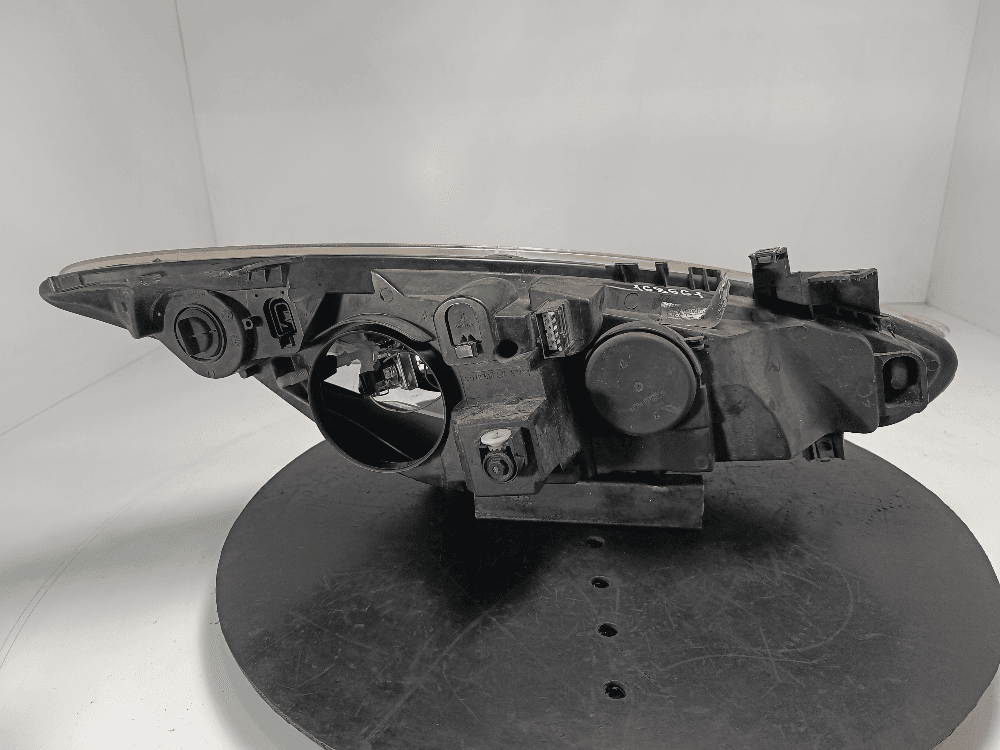 Фара левая к Peugeot 307 Рестайлинг (05-08)