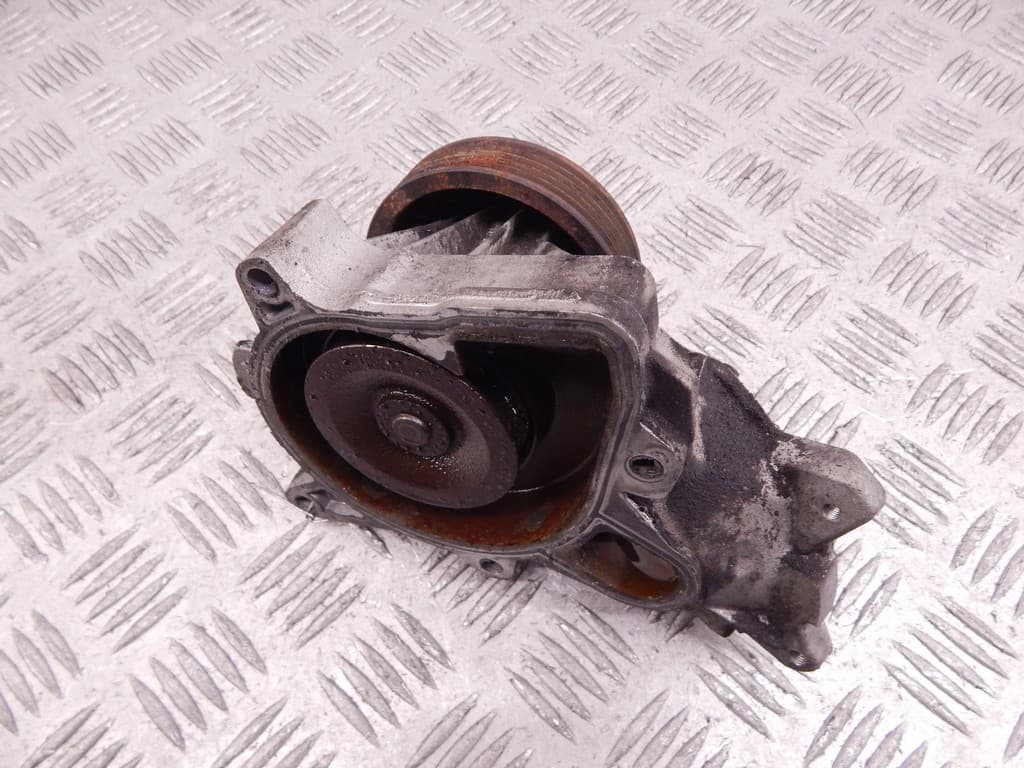 Помпа к BMW 7 E38 Рестайлинг (98-01)