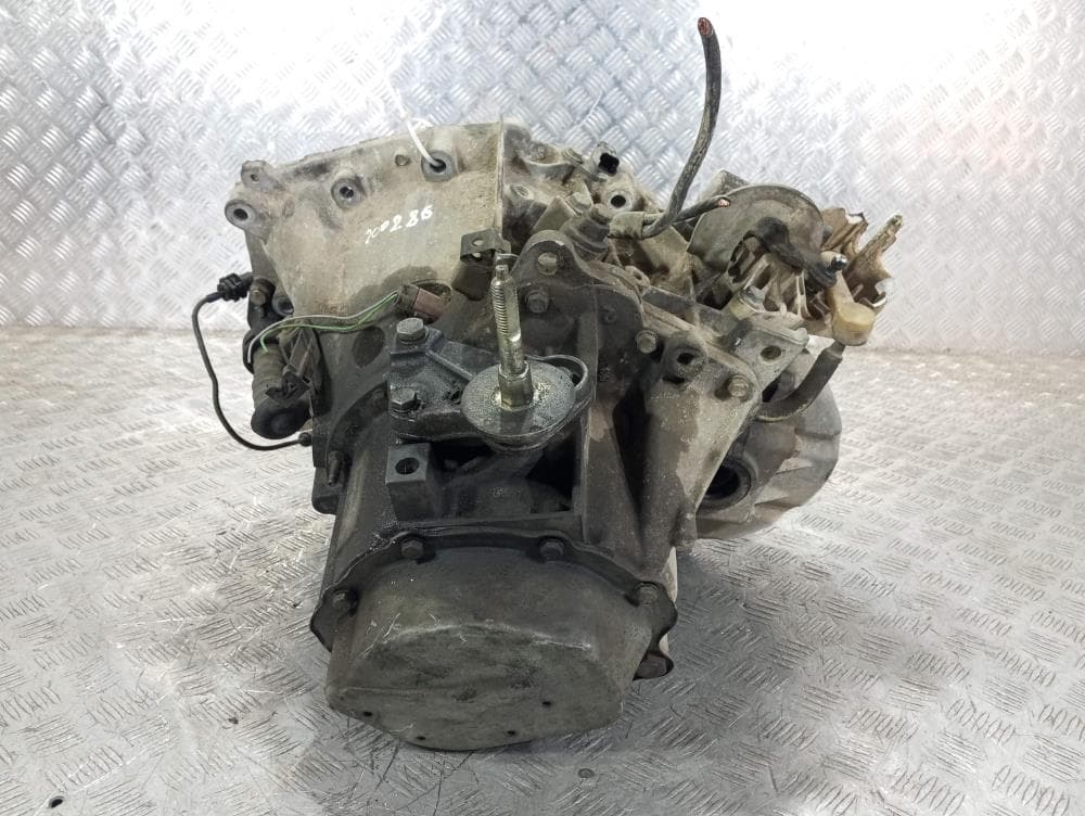 КПП механическая (МКПП) к Citroen C4 1 (04-08)