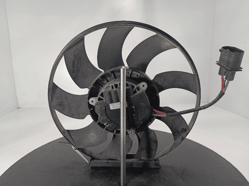 Вентилятор радиатора к Volkswagen Touareg 3 (18-24)