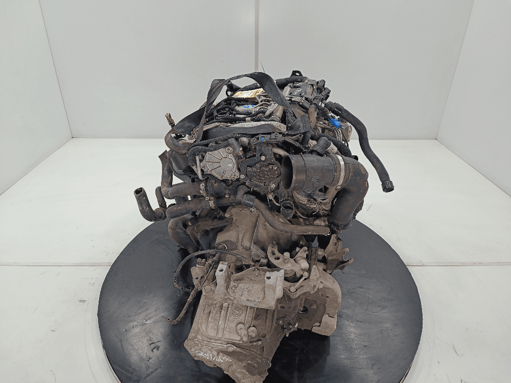 Двигатель к Peugeot 407 (04-11)