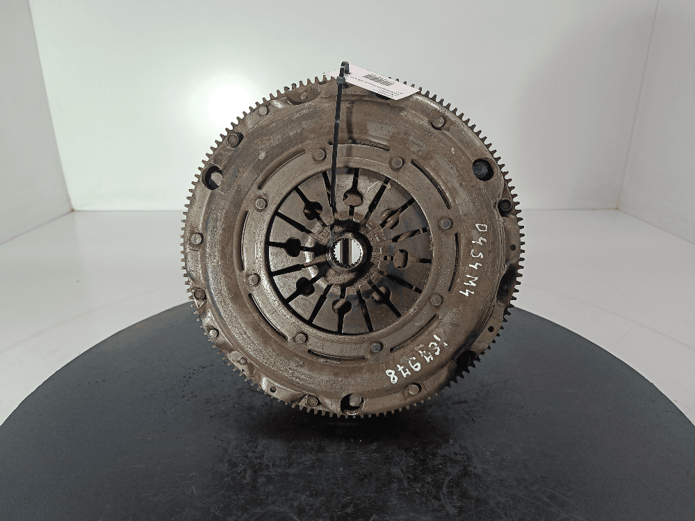 Маховик к Volkswagen Passat B6 (05-10)