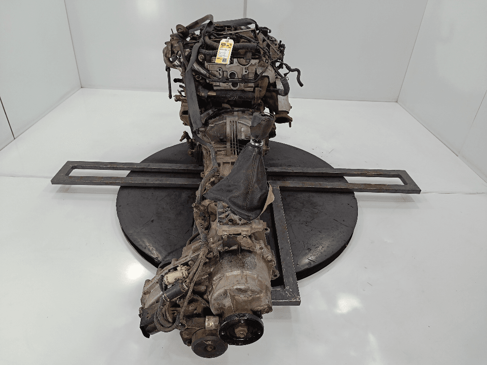 Двигатель к Kia Sorento 1 (02-06)