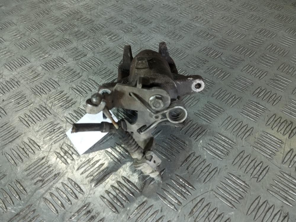 Суппорт задний правый к Volkswagen Golf 5 (03-09)