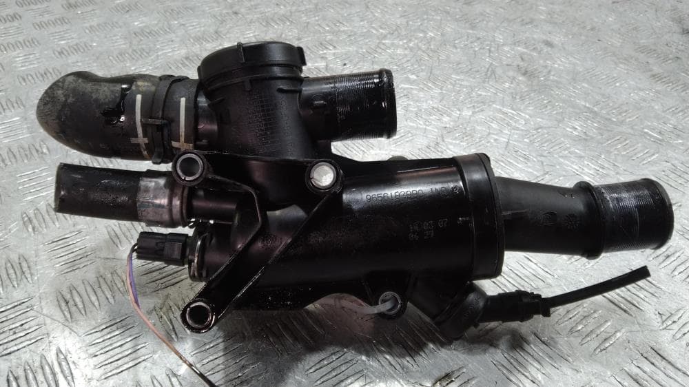 Корпус термостата к Citroen C5 1 Рестайлинг (04-08)