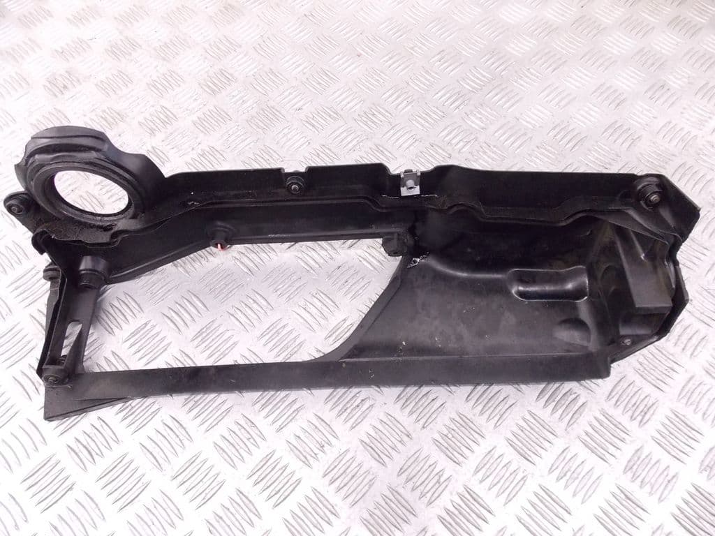 Корпус воздушного фильтра к BMW 5 E60/E61 (02-07)