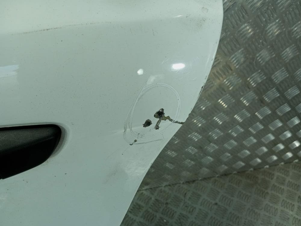 Дверь задняя левая к Peugeot 308 2 (13-17)
