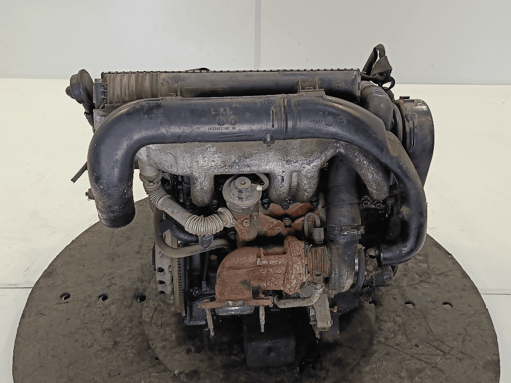 Двигатель к Citroen Xantia X1 (93-98)