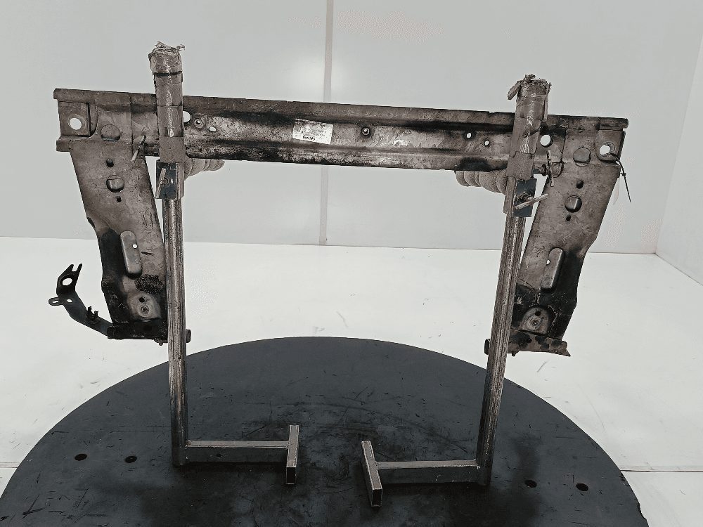 Балка под радиатор к Renault Megane 2 Рестайлинг (06-09)