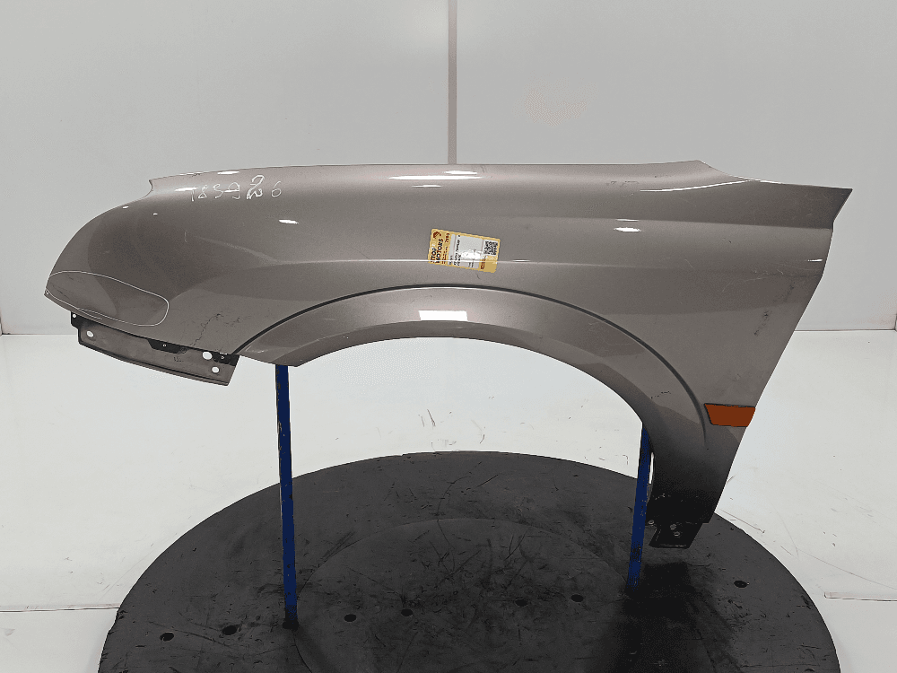 Крыло переднее левое к Opel Vectra C (02-05)