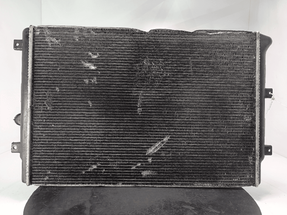 Радиатор (основной) к Volkswagen Passat B6 (05-10)