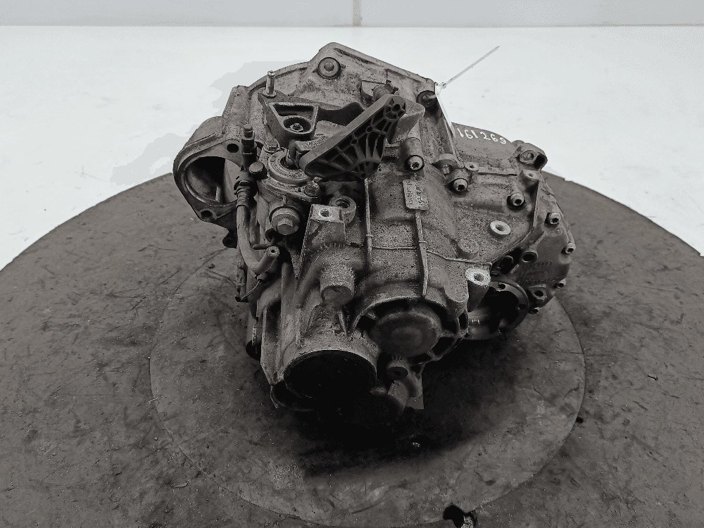 КПП механическая (МКПП) к Volkswagen Golf 5 (03-09)