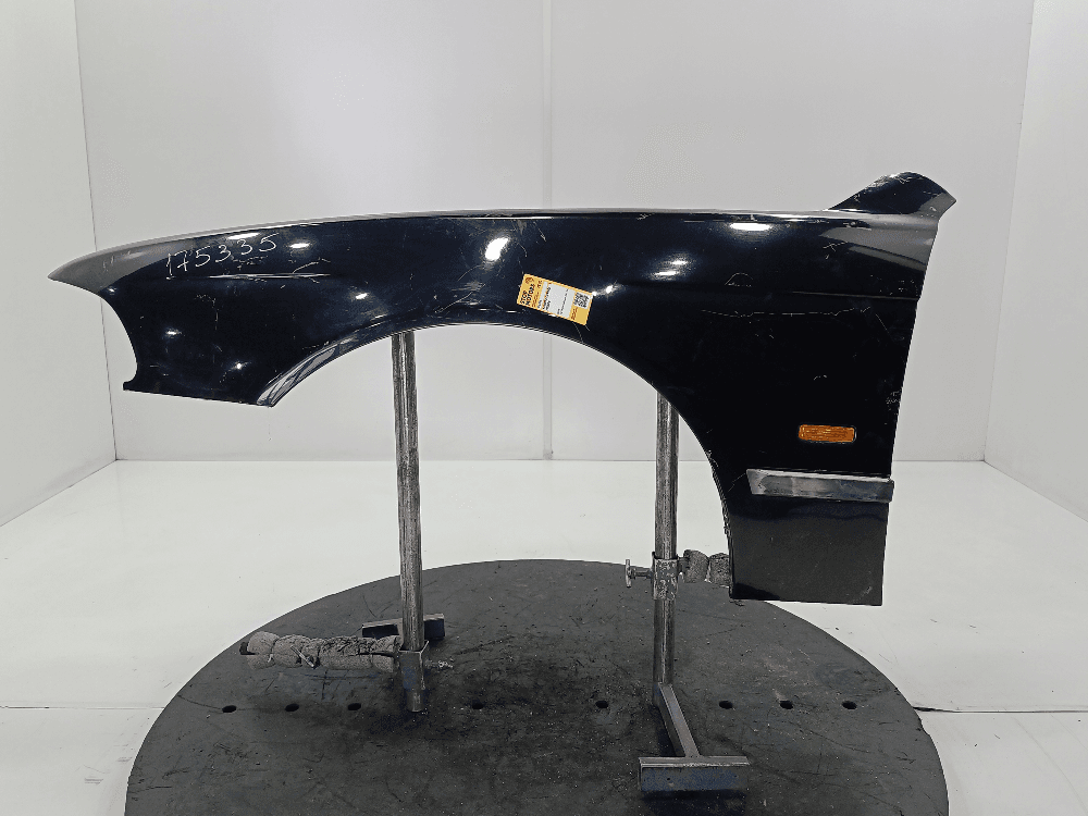 Крыло переднее левое к BMW 5 E39 Рестайлинг (00-04)