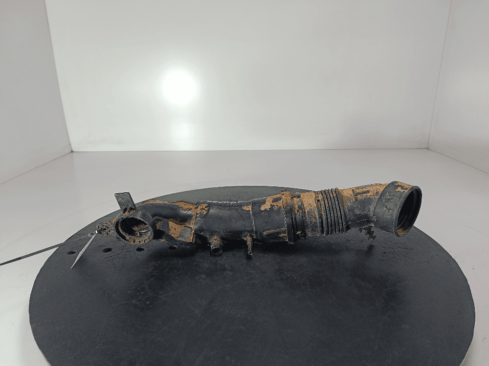 Патрубок турбины к Peugeot 208 2 (19-24)