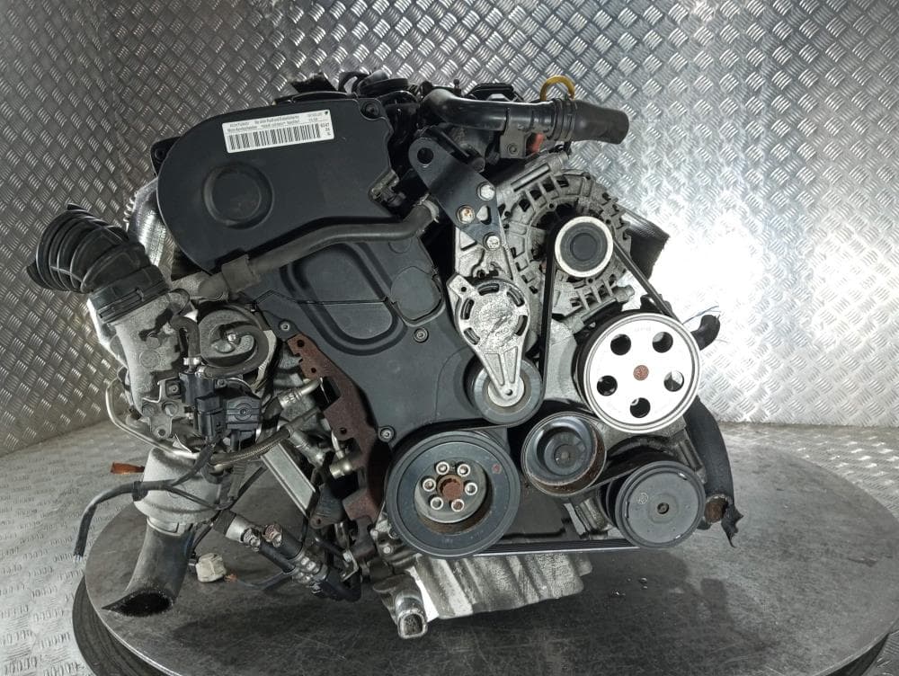 Двигатель к Audi A4 B7 (04-09)