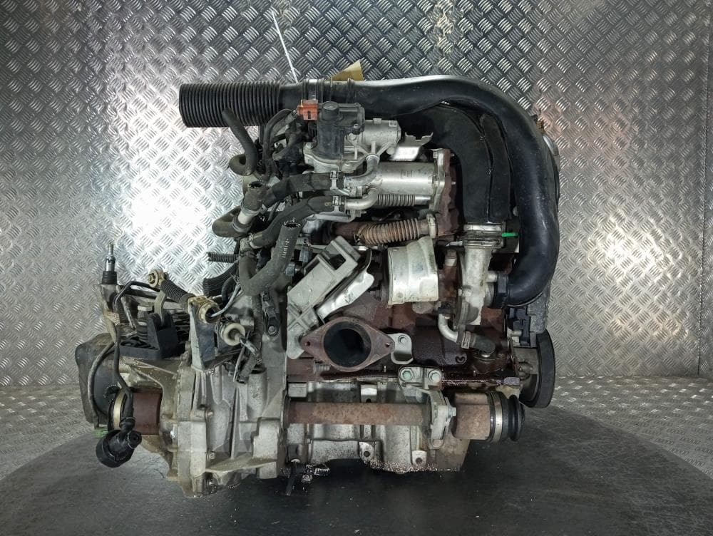 Двигатель к Nissan  Note E11 (05-09)