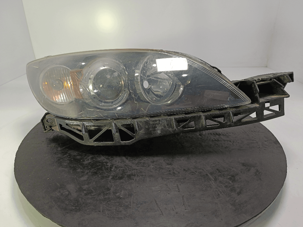 Фара правая к Mazda 3 BK (03-06)