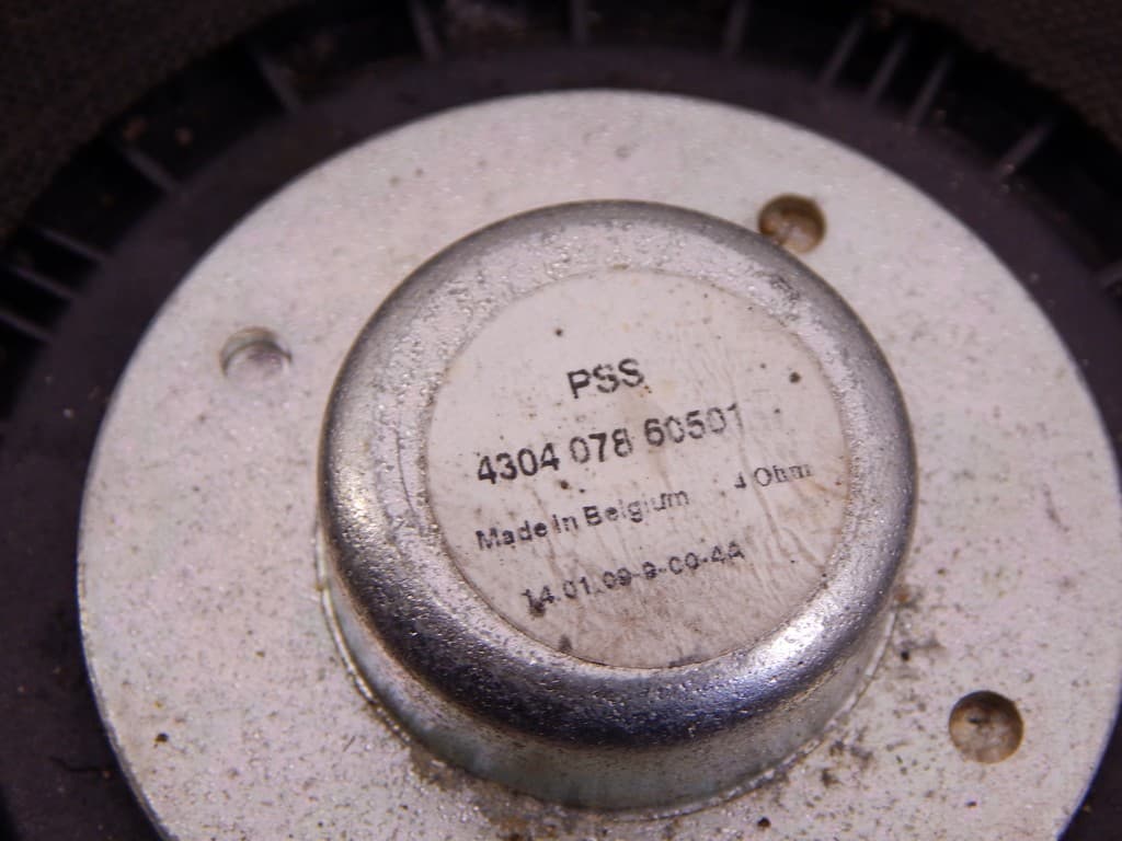 Сабвуфер к BMW X5 E70 (06-10)