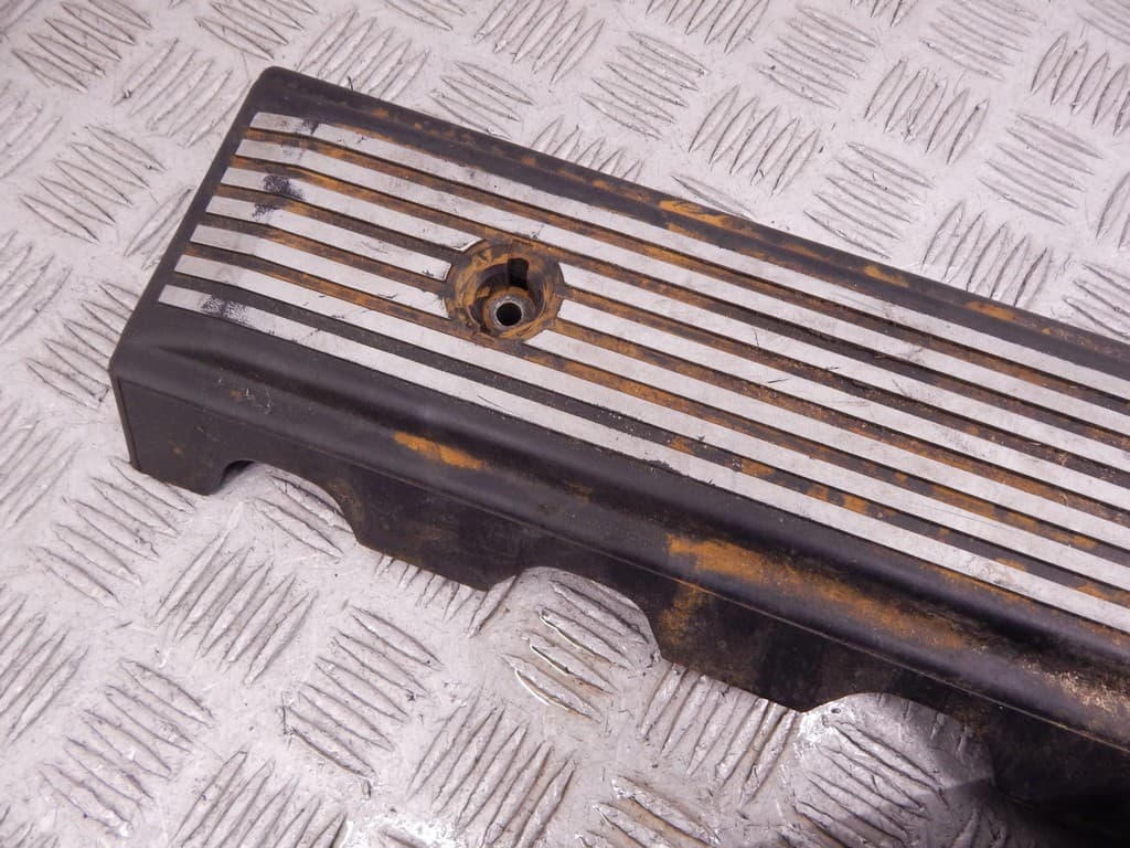 Декоративная крышка двигателя к BMW 5 E39 (95-00)