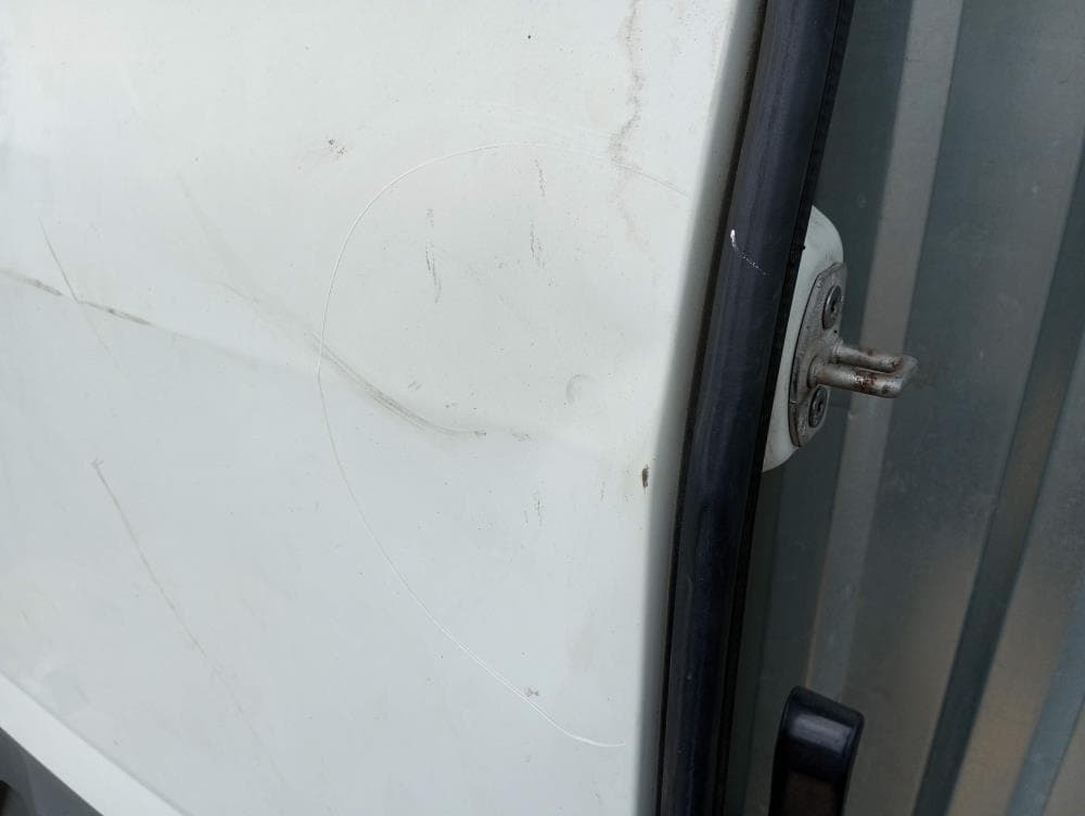 Дверь задняя распашная левая к Iveco Daily 6 (14-24)