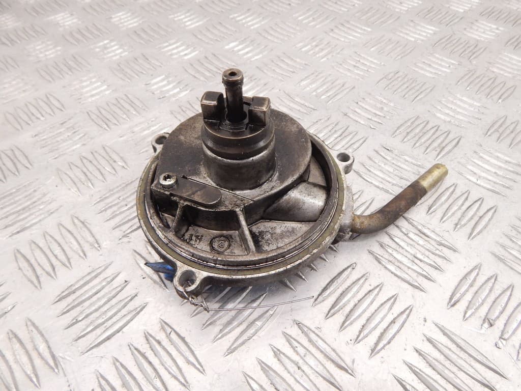 Насос вакуумный к Mercedes Vaneo W414 (01-05)