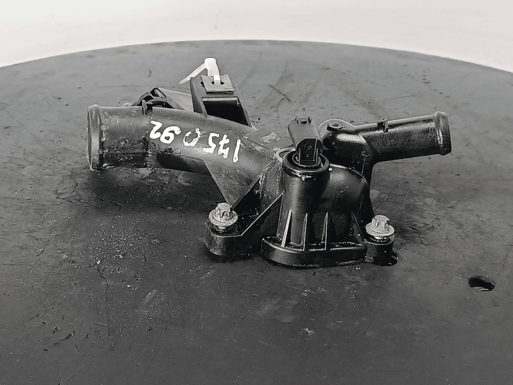 Корпус термостата к Opel Corsa D Рестайлинг (10-14)