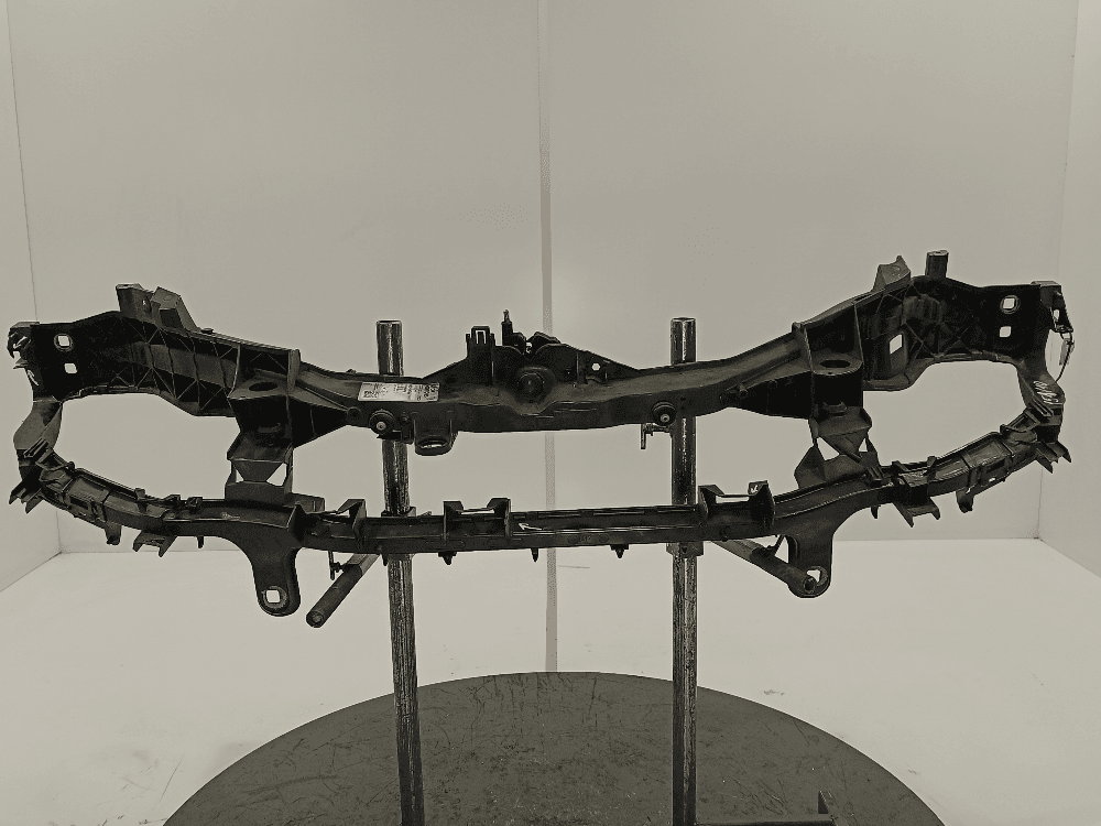 Передняя панель крепления облицовки (телевизор) к Ford C-Max 1 (03-07)