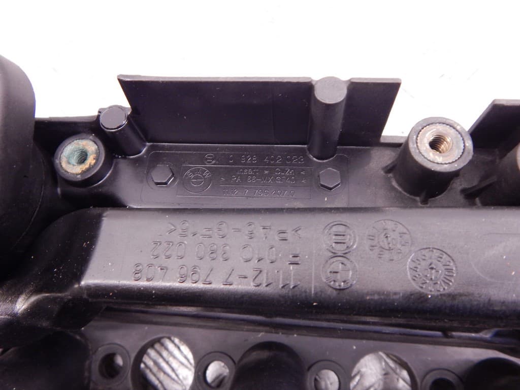 Клапанная крышка к BMW 6 E63/E64 (03-07)