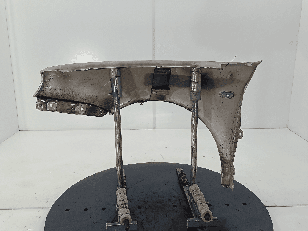 Крыло переднее правое к Volkswagen Golf 4 (97-06)