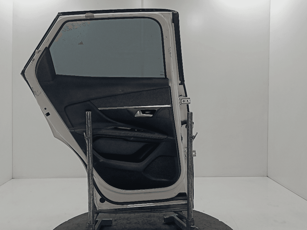 Дверь задняя левая к Peugeot 3008 2 (17-20)